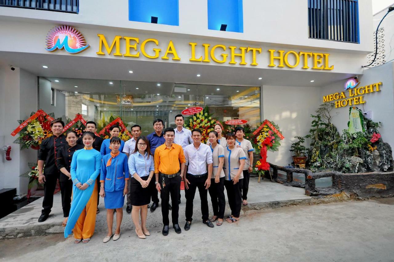 Mega Light Hotel 芽庄 外观 照片