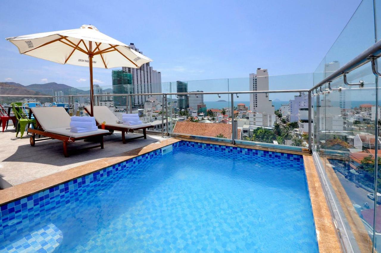 Mega Light Hotel 芽庄 外观 照片