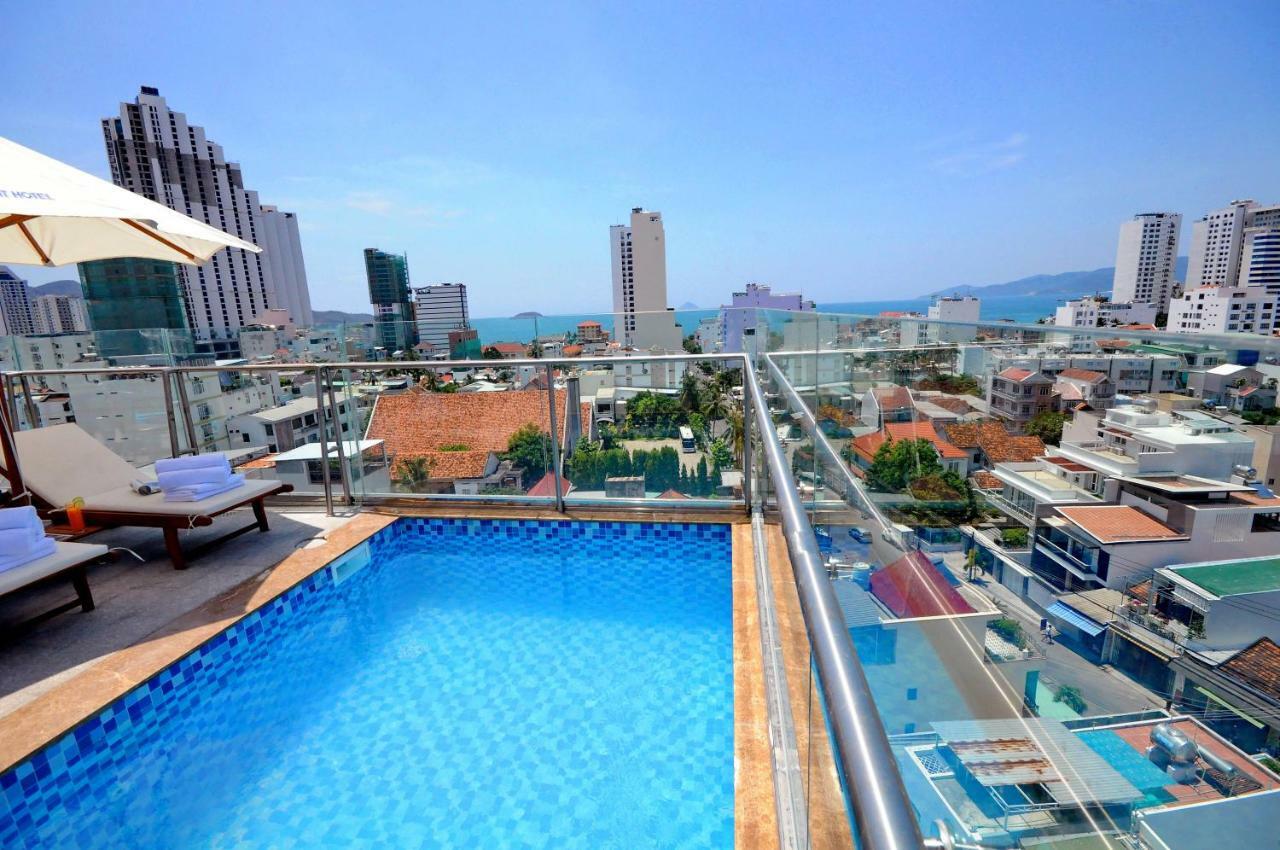 Mega Light Hotel 芽庄 外观 照片